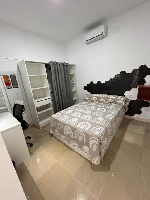 Lemon House Share And Enjoy Apartman Sevilla Kültér fotó
