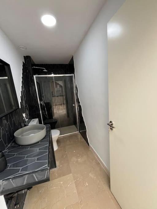 Lemon House Share And Enjoy Apartman Sevilla Kültér fotó